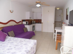 Отель Elana Apartment with FREE WIFI  Коста Дель Силенсио